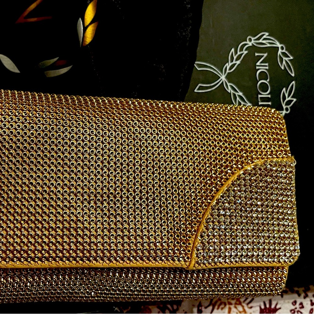 Clutch on a gold chain - special occasion